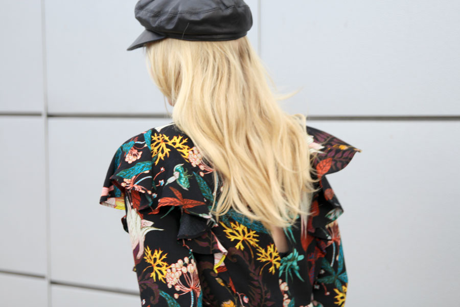 currently crushing, H&M floral dress, #ladylike #hm, fall fashion from H&M, newsboy cap, chelsea boots, happy socks